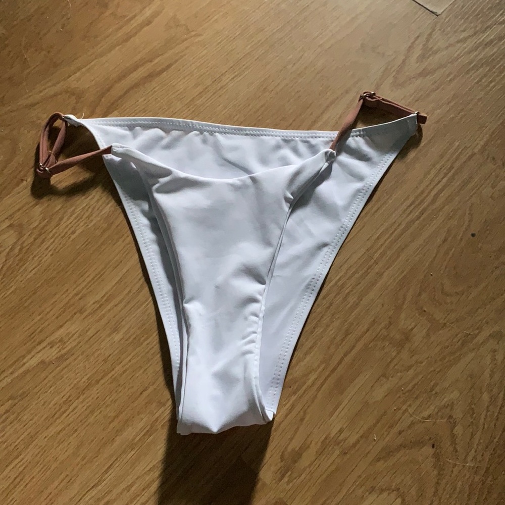 High rise bikini bottoms